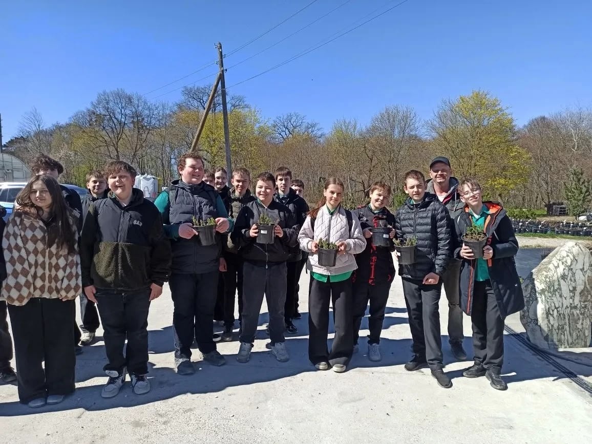 Экскурсия учащихся агрокласса в питомник растений &amp;quot;Соты&amp;quot;.